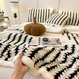 Reversible Sherpa Fleece Blanket - Ultra-Soft Heavyweight Throw for Couch & Bed
